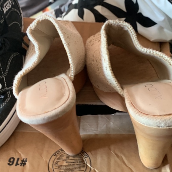 Women heels - Picture 11 of 15